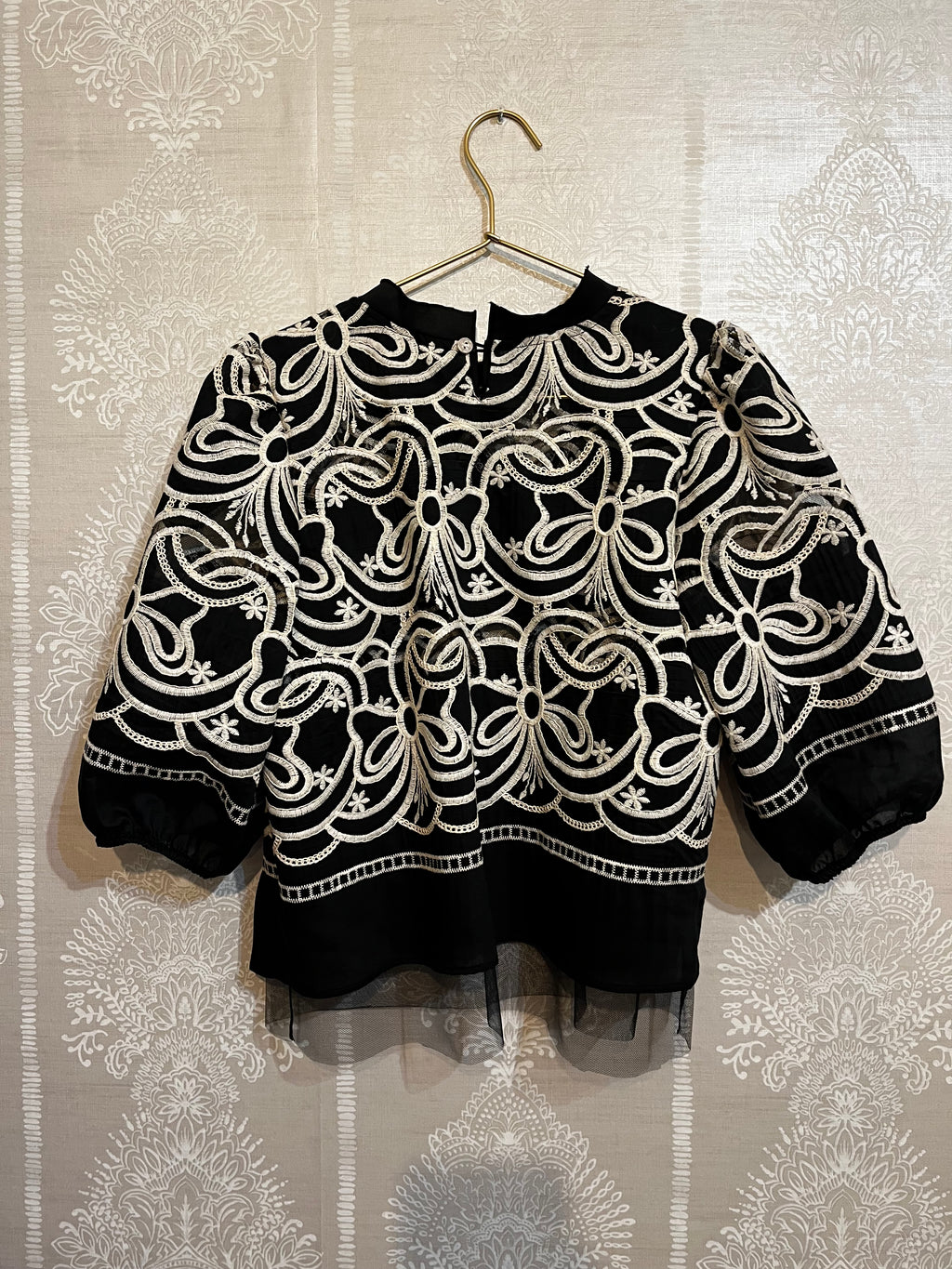 Blusa bordada SEVILLA color Negro